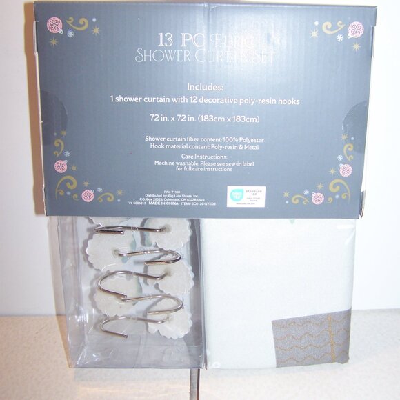 Winter Wonder Lane NWT Glitz & Glam 13pc Shower Curtain Set - Santa - Picture 4 of 4